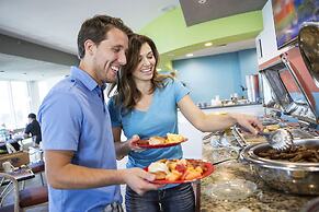 Crown Reef Beach Resort and Waterpark