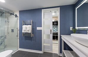 Crown Reef Beach Resort and Waterpark