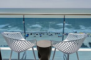 Crown Reef Beach Resort and Waterpark