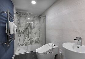 Crown Reef Beach Resort and Waterpark