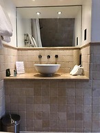 Langtry Manor Hotel