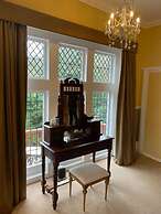 Langtry Manor Hotel