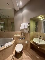 Langtry Manor Hotel