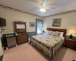 Echo Lake Inn