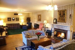 Echo Lake Inn