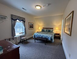 Echo Lake Inn