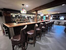 Echo Lake Inn
