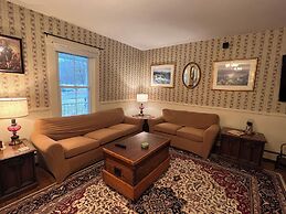 Echo Lake Inn
