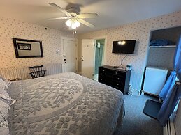 Echo Lake Inn