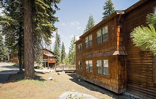 Wuksachi Lodge
