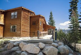 Wuksachi Lodge