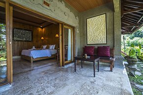 Cendana Resort & Spa