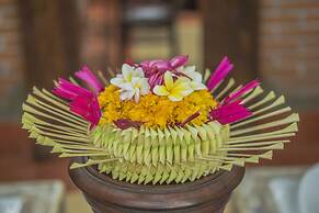 Cendana Resort & Spa