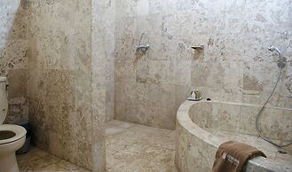 Cendana Resort & Spa