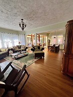 Aloha Junction Bed and Breakfast