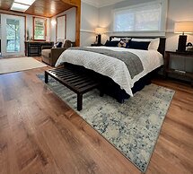 Aloha Junction Bed and Breakfast