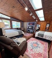 Aloha Junction Bed and Breakfast