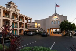 Edgewater Inn And Suites