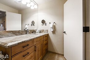 The Lodge at Mountain Village by All Seasons Resort Lodging