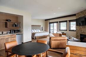 The Estes Park Resort