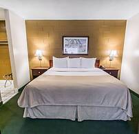 Econo Lodge Cocoa Beach - near the Port