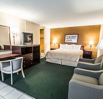 Econo Lodge Cocoa Beach - near the Port