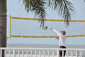 Plaza Beach Hotel Beachfront Resort