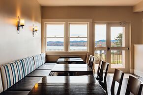 Belfast Harbor Inn