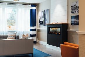 Belfast Harbor Inn