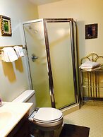 Meadow Creek Mountain Lodge and Event Center