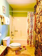 Meadow Creek Mountain Lodge and Event Center