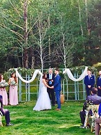 Meadow Creek Mountain Lodge and Event Center