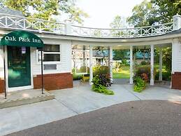 Oak Park Inn