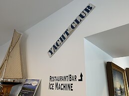 Acadia Hotel - Downtown