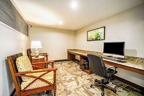 La Quinta Inn & Suites by Wyndham Cocoa Beach Oceanfront