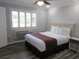Lone Oak Lodge