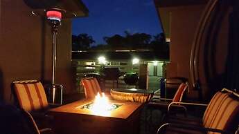 Lone Oak Lodge
