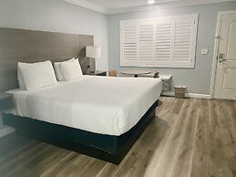 Lone Oak Lodge