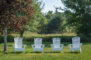 Flagship Inn and Suites