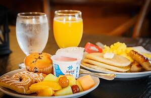 Flagship Inn and Suites