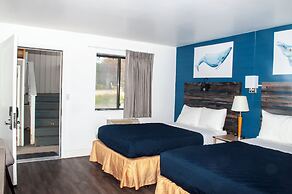 Flagship Inn and Suites