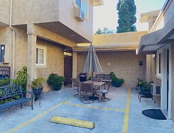 Nite Inn - Walking Distance to Universal Studios Hollywood