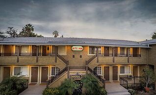 Nite Inn - Walking Distance to Universal Studios Hollywood
