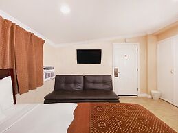 Nite Inn - Walking Distance to Universal Studios Hollywood