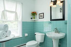 A Williamsburg White House