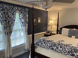 A Williamsburg White House