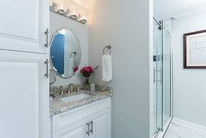 A Williamsburg White House