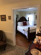 A Williamsburg White House