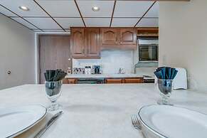 Bonnie Castle Resort & Marina