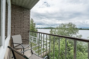 Bonnie Castle Resort & Marina